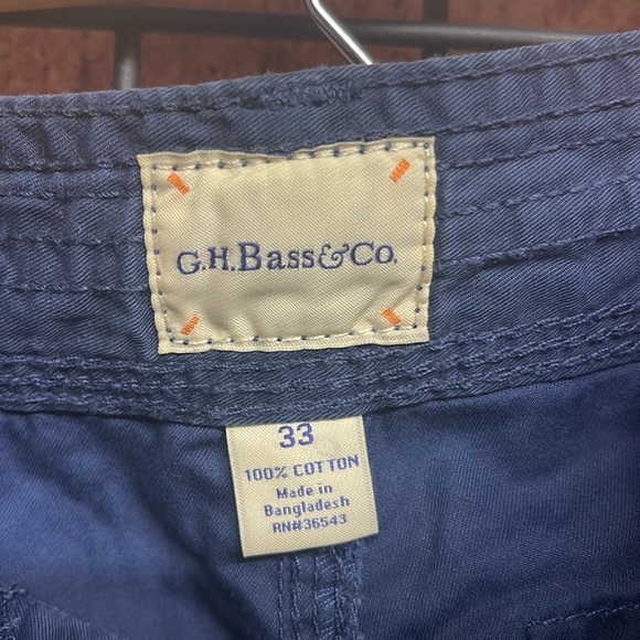 GH Bass & Co men’s navy blue 100% cotton cargo shorts size 33 - Picture 4 of 4